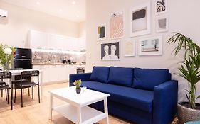 Casa Moderna -Two Bedroom Apartment